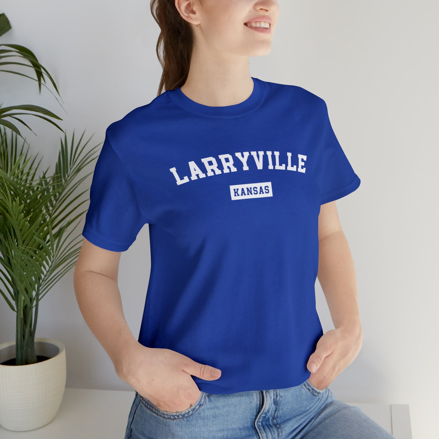 Larryville Kansas Unisex Short Sleeve Tee